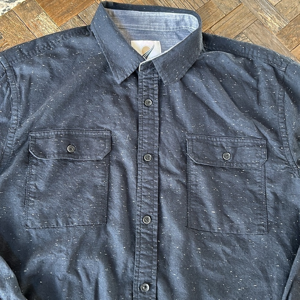 Fundamental Coast Men’s Casual Button Down Shirt - Picture 3 of 8